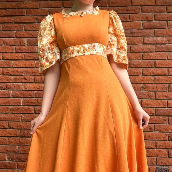 Handmade vintage cottagecore gown - Picture 2 of 15